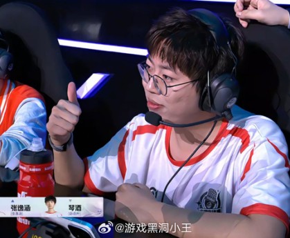 乐动体育官方网站-狂魔哥挑杯赛首秀对战狼队|电竞赛事讨论|小局|比赛|上场_新浪体育_新浪新闻